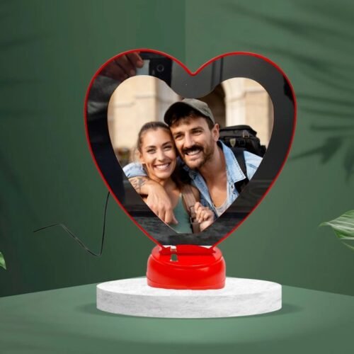 Heartfelt Reflections – Heart-Shaped Photo Frame