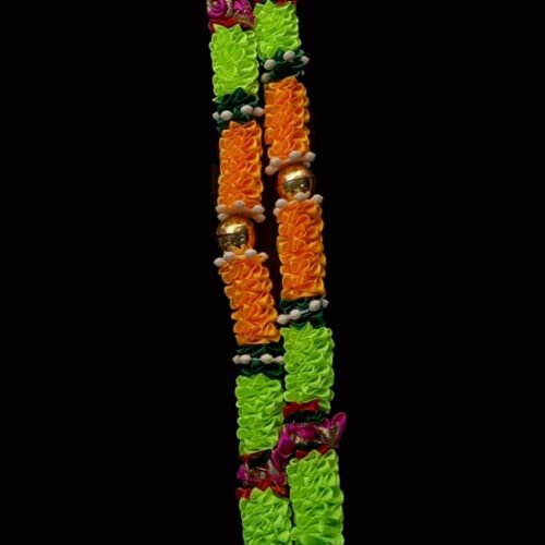 #artificialgarlands #indiandecoration #templedecor #poojamandir #handmadeinindia #fabricflowers #indianfestivals #doortoran #marigoldmala #giftingideas #festivevibes #homedecorgoals #ethnicgifts #deitydecor #reusablemala #sustainabledecor #laxmipooja #ganeshadecor #haldiceremony #diwaligifts #varmala #shaadidecor #weddingfavors #shopsmallindia #artisanmade